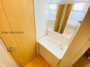  熊本市電Ａ系統<熊本市交通局>/健軍町駅 車移動　24分9.5km 1階 築8年