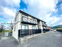 サンビレッジ三番館