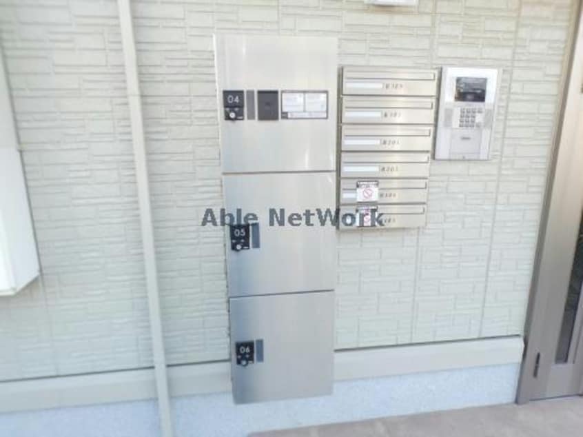  サンヒルズ　B棟