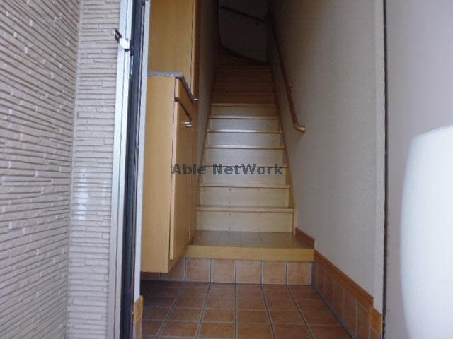 202 ハイツリーヒルズＡ