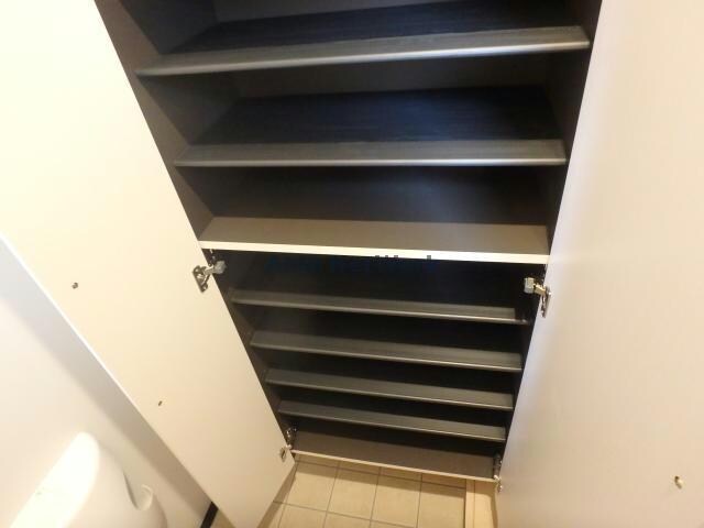 201 名鉄名古屋本線/知立駅 徒歩17分 2階 築6年