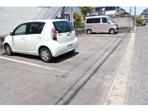  サンハイツ吉浜