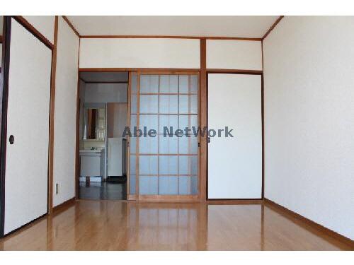 居室202 サンハイツ吉浜