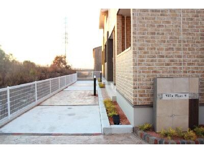  ヴィラ・ウエストＳ