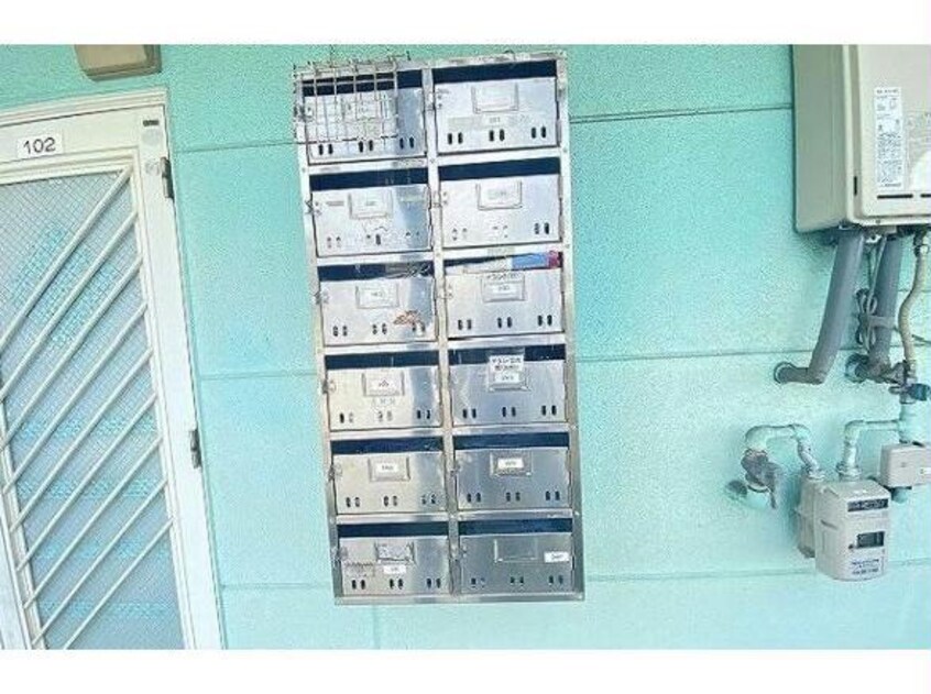  エブリワン東棟