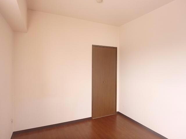 702 アーバンヒルズ