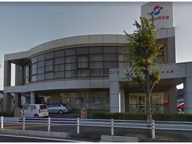 岡崎信用金庫半城土支店(銀行)まで373m パレスベル