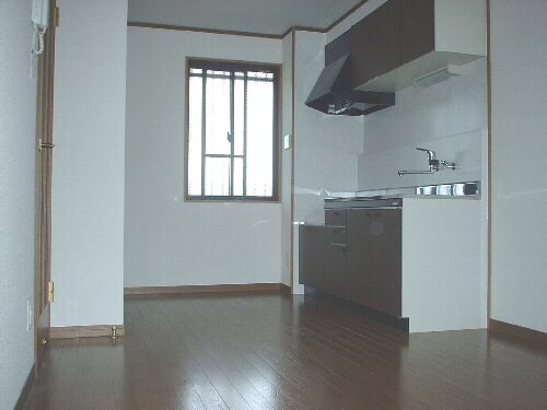  柘植マンション