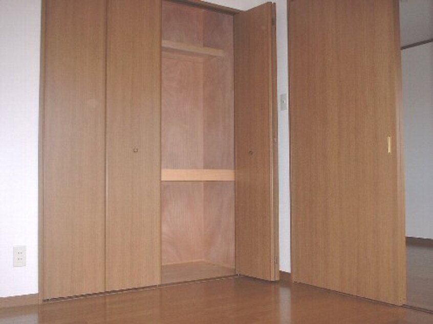  柘植マンション