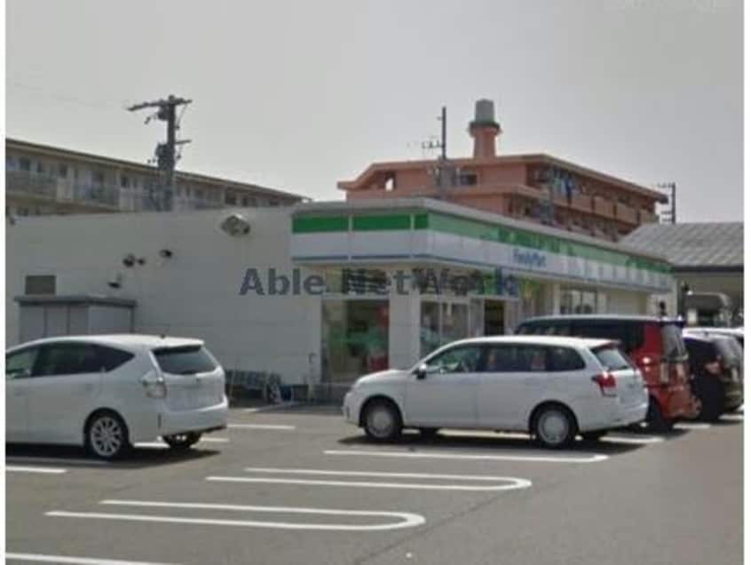 ファミリーマート安城東栄町店(コンビニ)まで351m シエルブルー