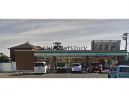ファミリーマート知立新林町店(コンビニ)まで649m サンフローレンス