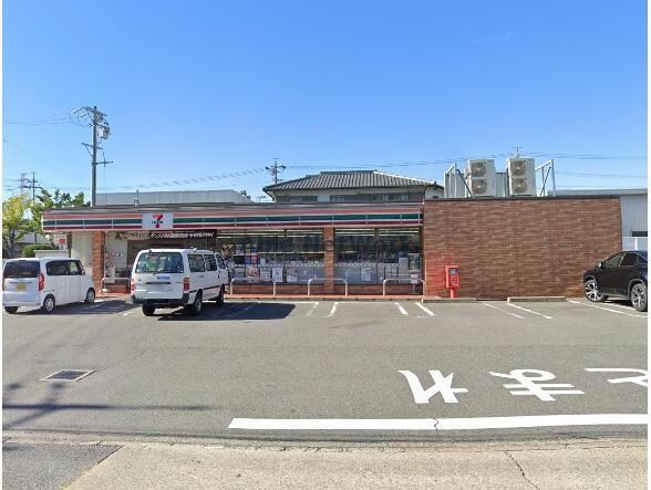 セブンイレブン刈谷日高町店(コンビニ)まで947m じゅうえーる
