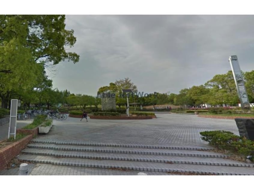 中部公園(公園)まで1676m アメージングコートⅠ　Ｂ棟