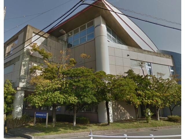 碧南市民図書館南部分館(図書館)まで1090m セシル