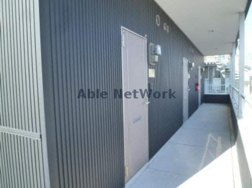 ロビー ブラン・ノワール