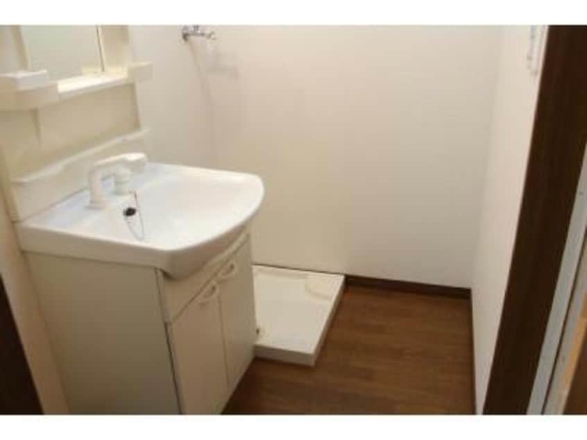 103 アンプルールリーブルサンモール