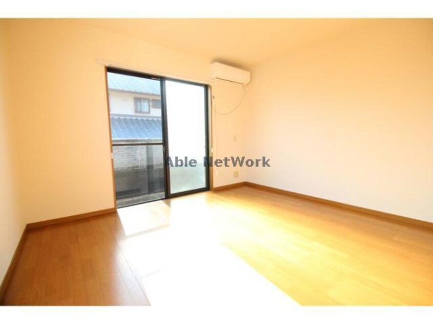 201 アンプルール　ブワ　アルバ