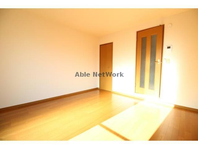 201 アンプルール　ブワ　アルバ