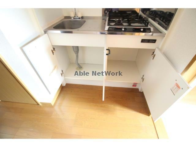 201 アンプルール　ブワ　アルバ