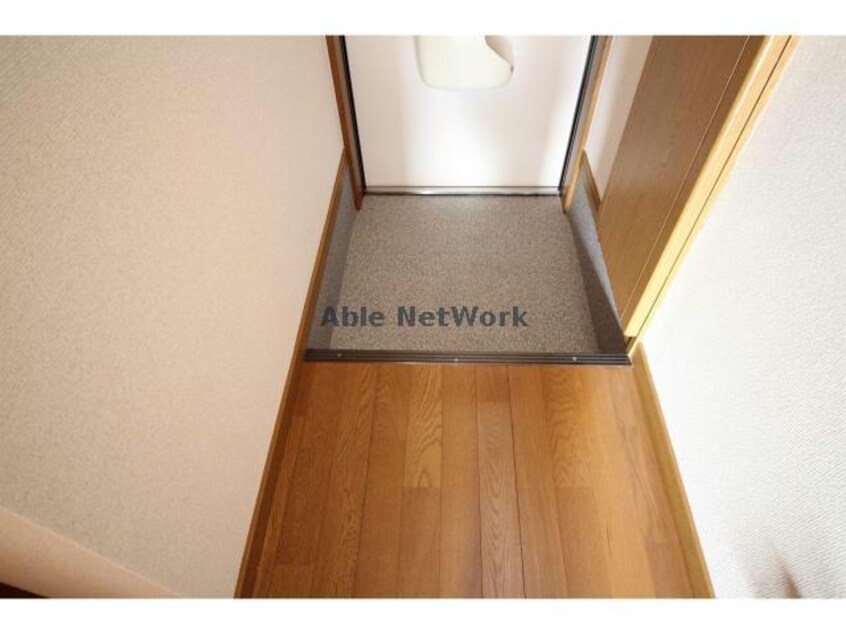 201 アンプルール　ブワ　アルバ