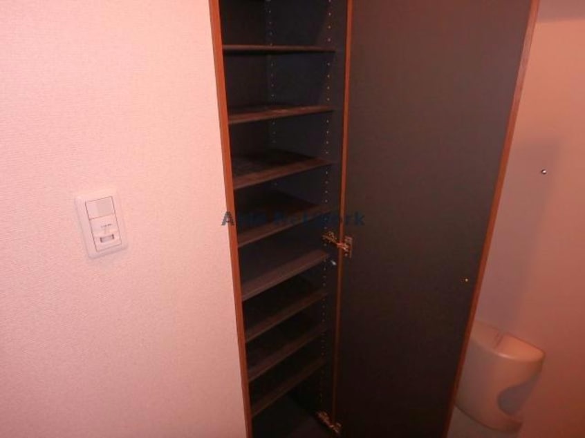  アンプルールリーブルQUATRE