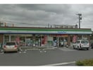 ファミリーマート碧南鶴見町店(コンビニ)まで472m メゾン鶴見Ｂ