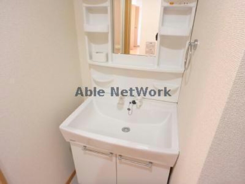 201 コンフォート小川