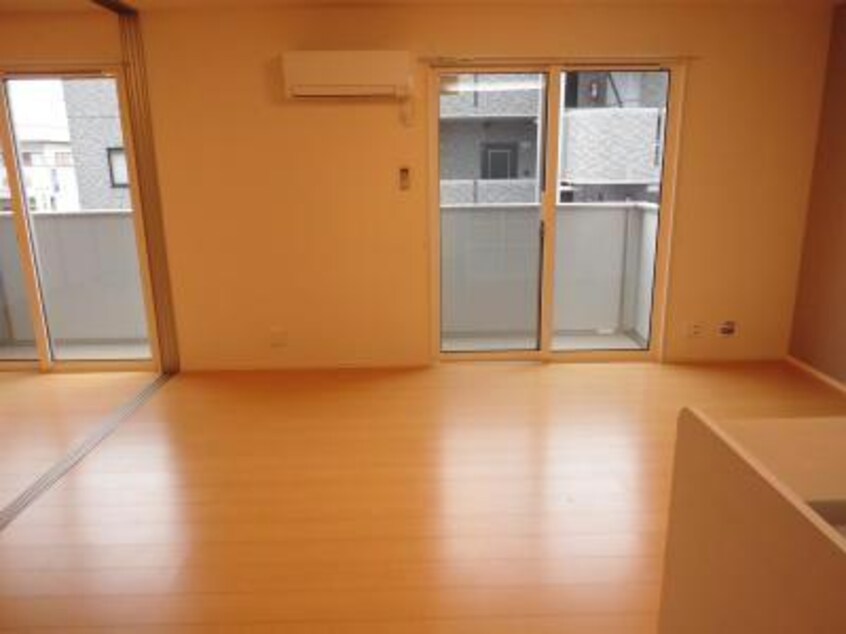  コウジィーコート城南