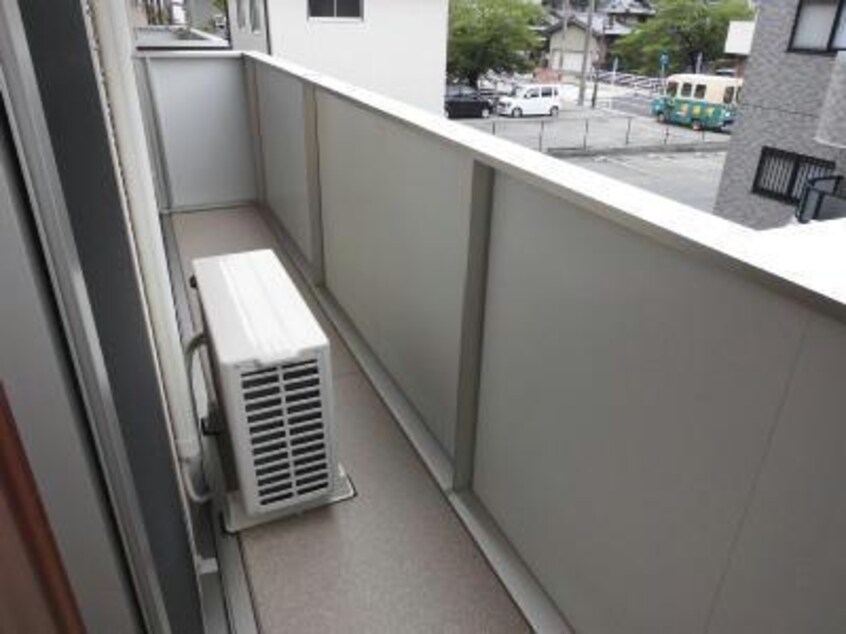  コウジィーコート城南