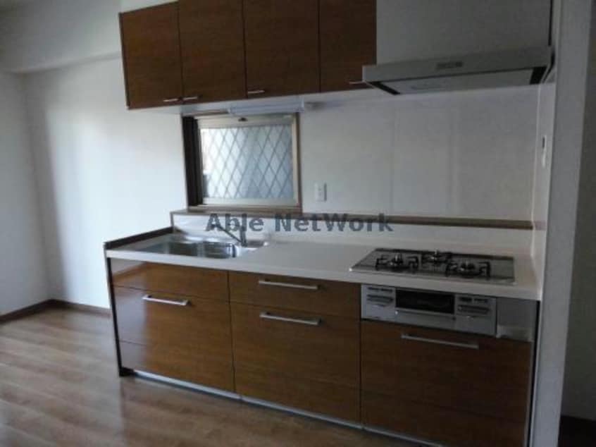 102 サンコートキューラ