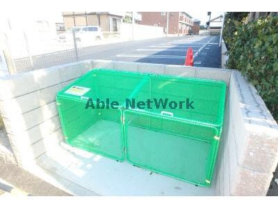 ゴミ回収所 ファミールＴｅｔｔｏ