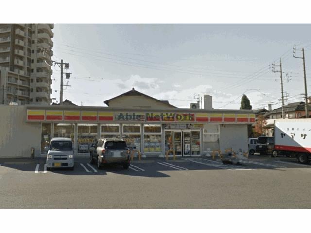 デイリーヤマザキ刈谷野田新町店(コンビニ)まで699m さくら