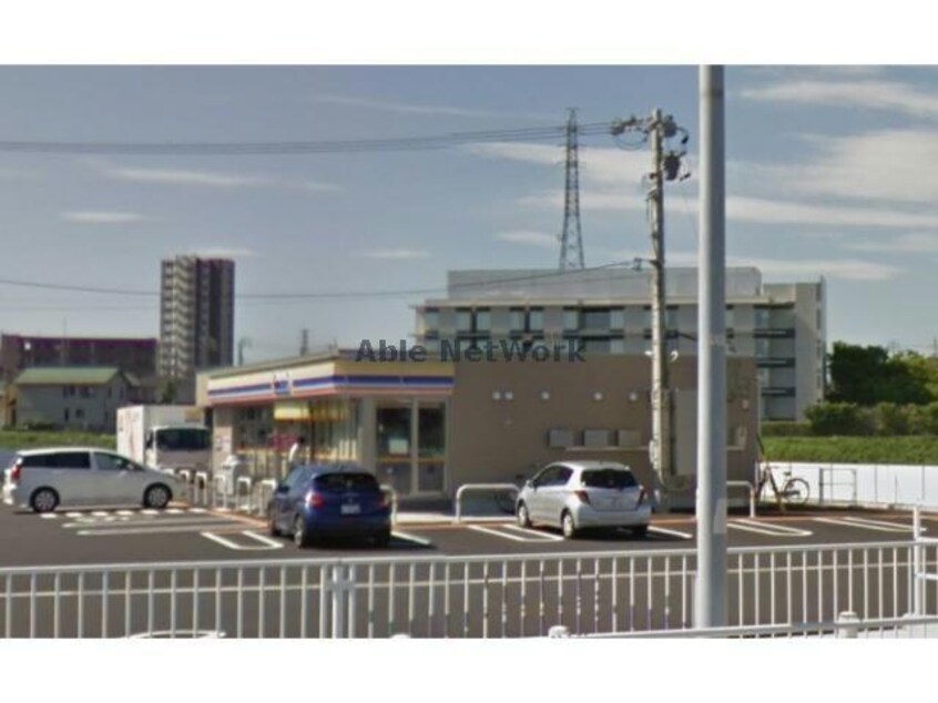 ミニストップ知立西中町店(コンビニ)まで887m さくら