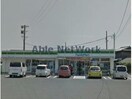 ファミリーマート碧南芸文ホール前店(コンビニ)まで619m みどりマンション