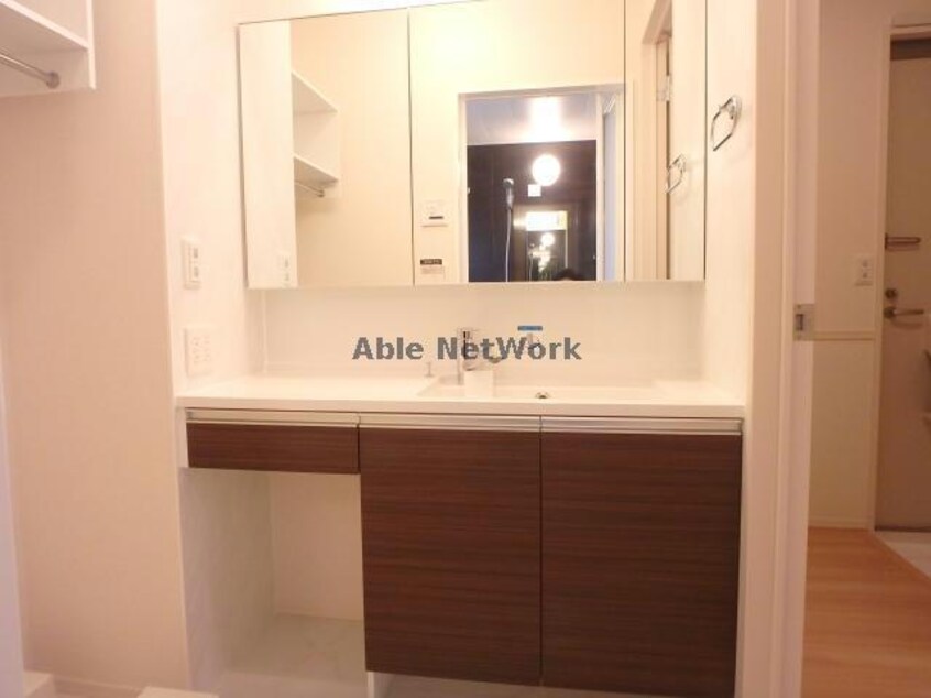 103 ボンリューヌ池端