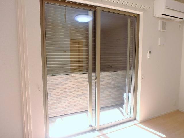 シャッター雨戸102 ルーチェ・ココ