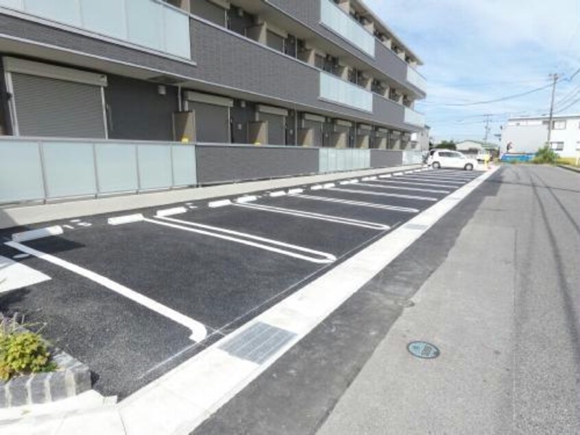  シェノン二本木新町