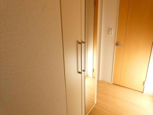  エルディム川端