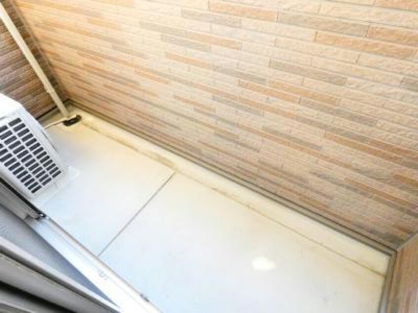  エルディム川端