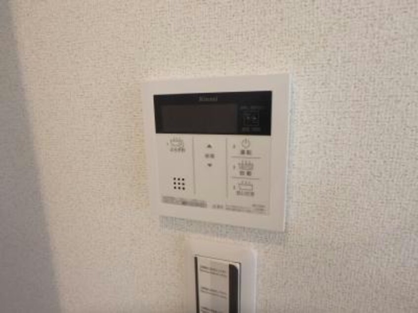 同型タイプ セードル　モンテーニュ
