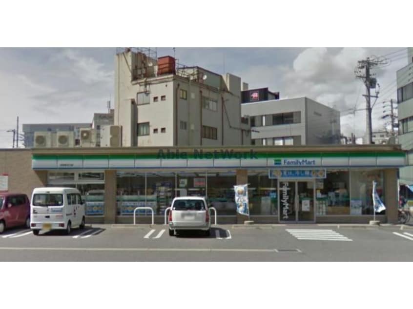 ファミリーマート刈谷駅北口店(コンビニ)まで471m D-room Nohn