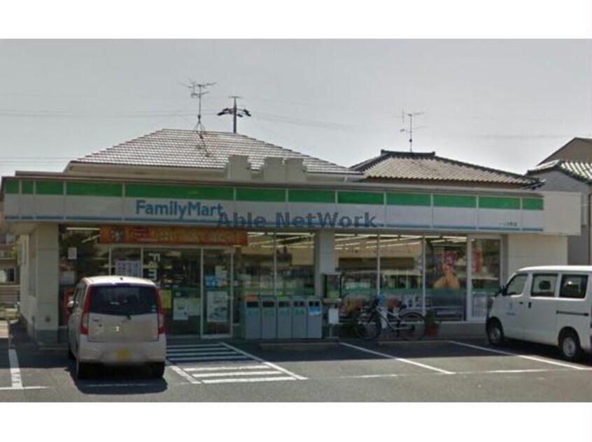 ファミリーマート刈谷一ツ木町店(コンビニ)まで720m コーポ本郷