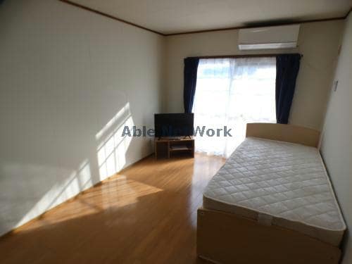 １０２ パレス石川