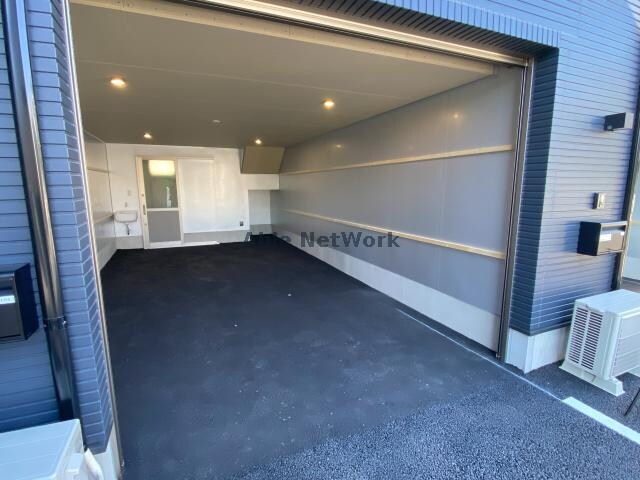  Garege　Villa　西岡崎