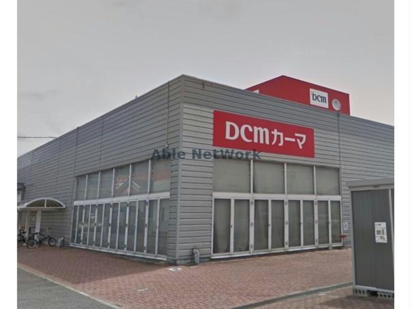 DCM西尾店(電気量販店/ホームセンター)まで854m 今川町元川貸店舗