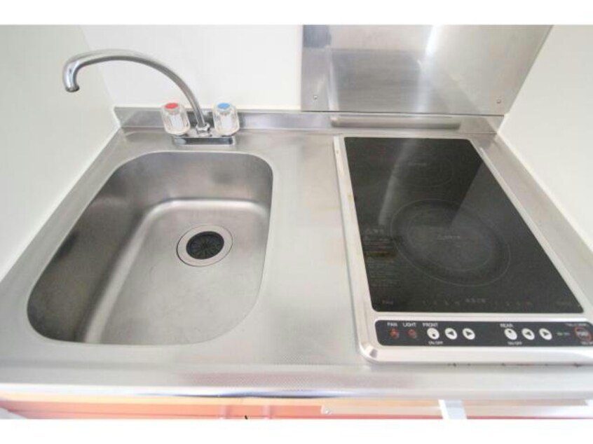 101 西岡崎駅前アール