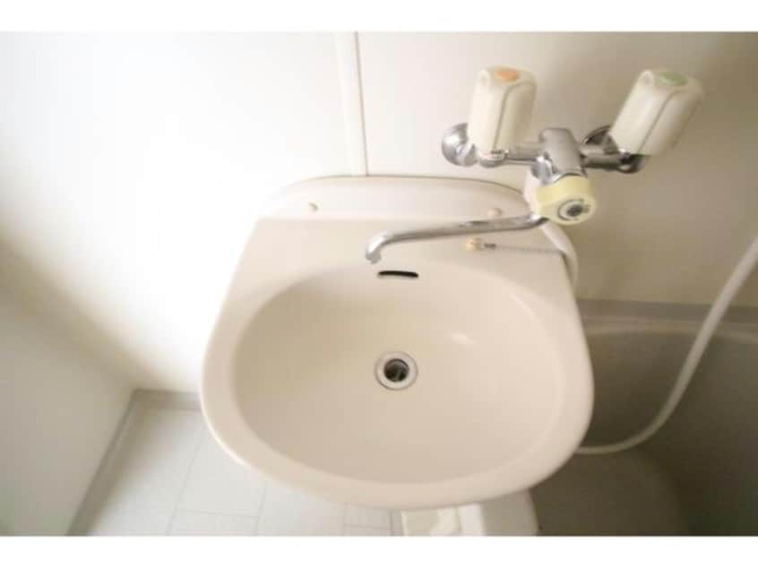 101 西岡崎駅前アール