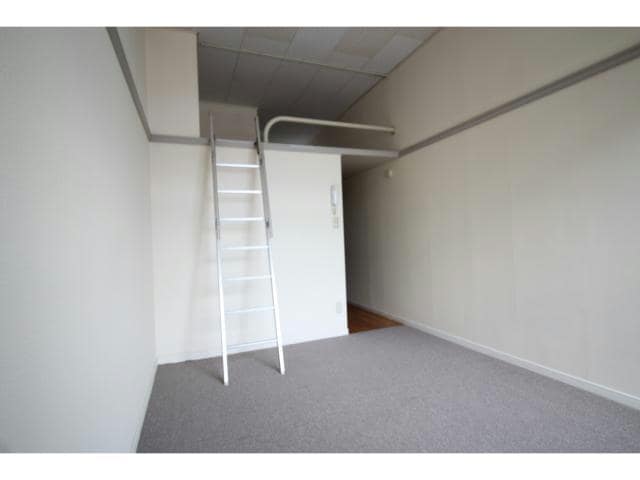 101 西岡崎駅前アール