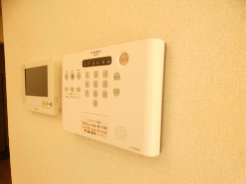 103 レゾンド・小針