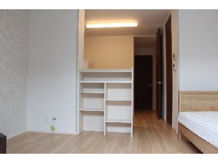 リビング103 アール・オッツ